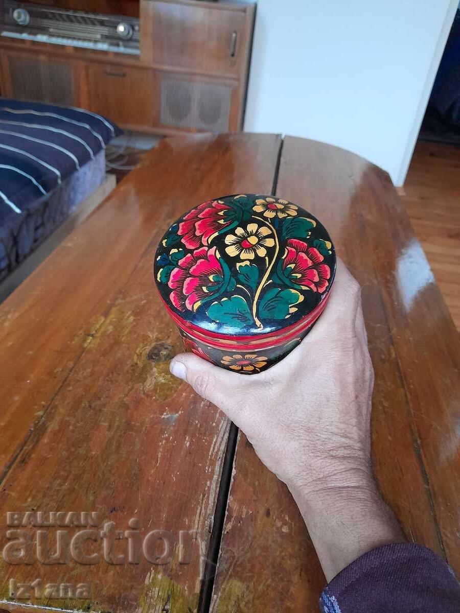 Аукцион Стара дървена кутия,хохлома