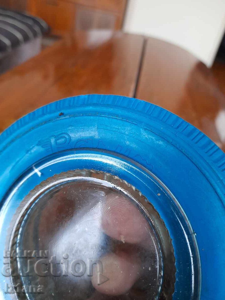 Delivery of Old ashtray tire Barum