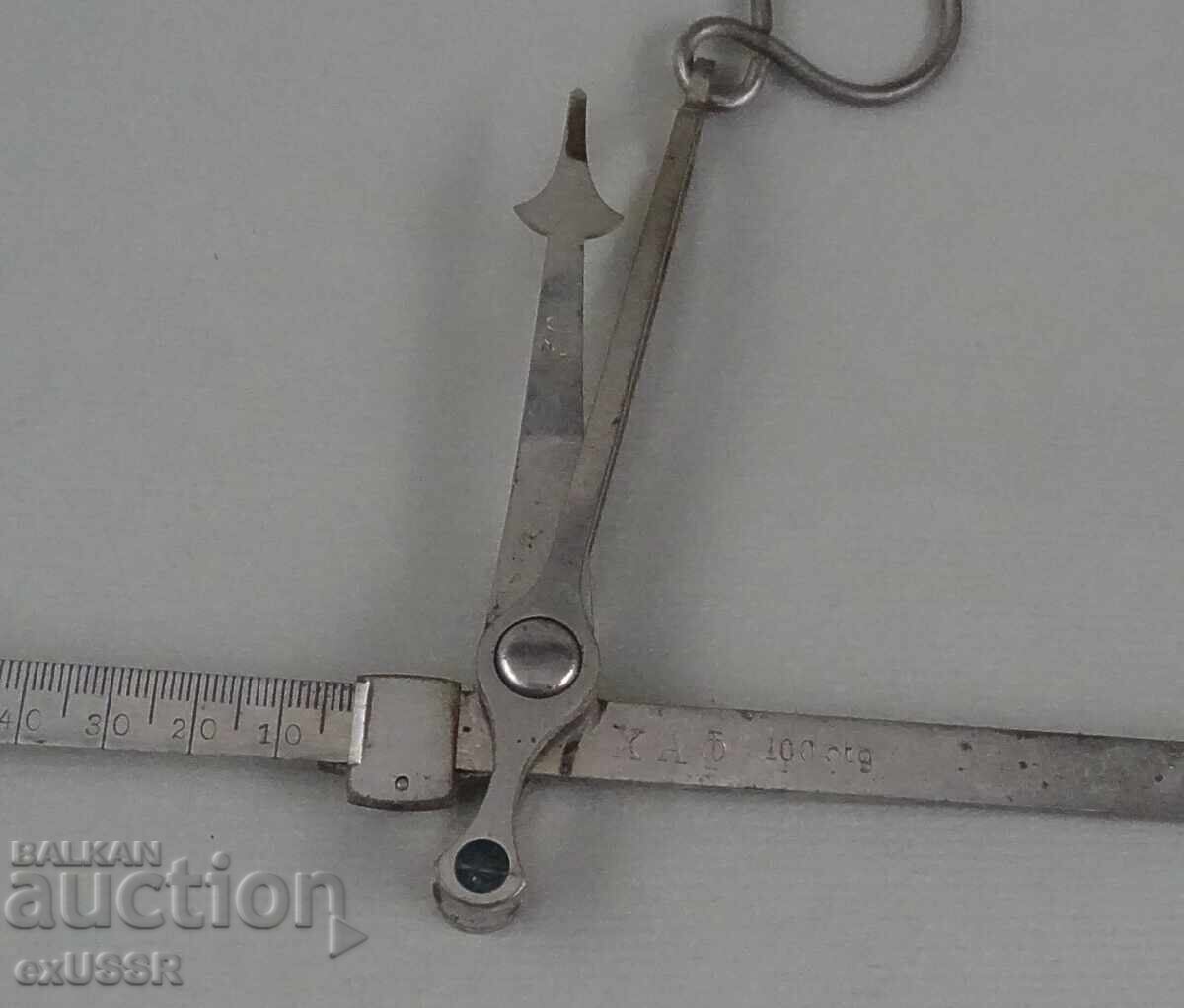 Παράδοση Παλιά μικρή ζυγαριά φαρμακείου 1926