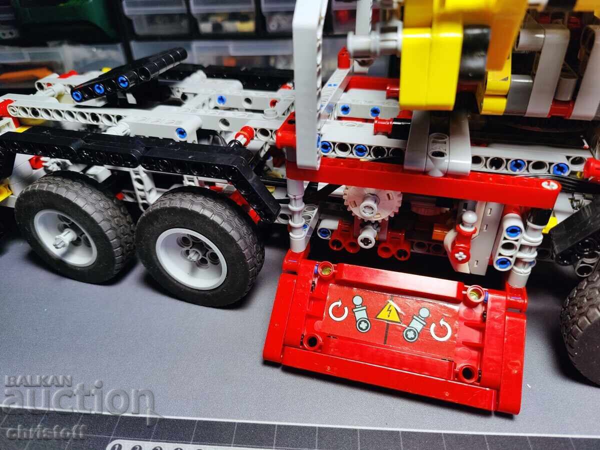 Lego Technic 8258 - реплика - Lepin 20013 с цена € 49.00 | 95.84 лв.