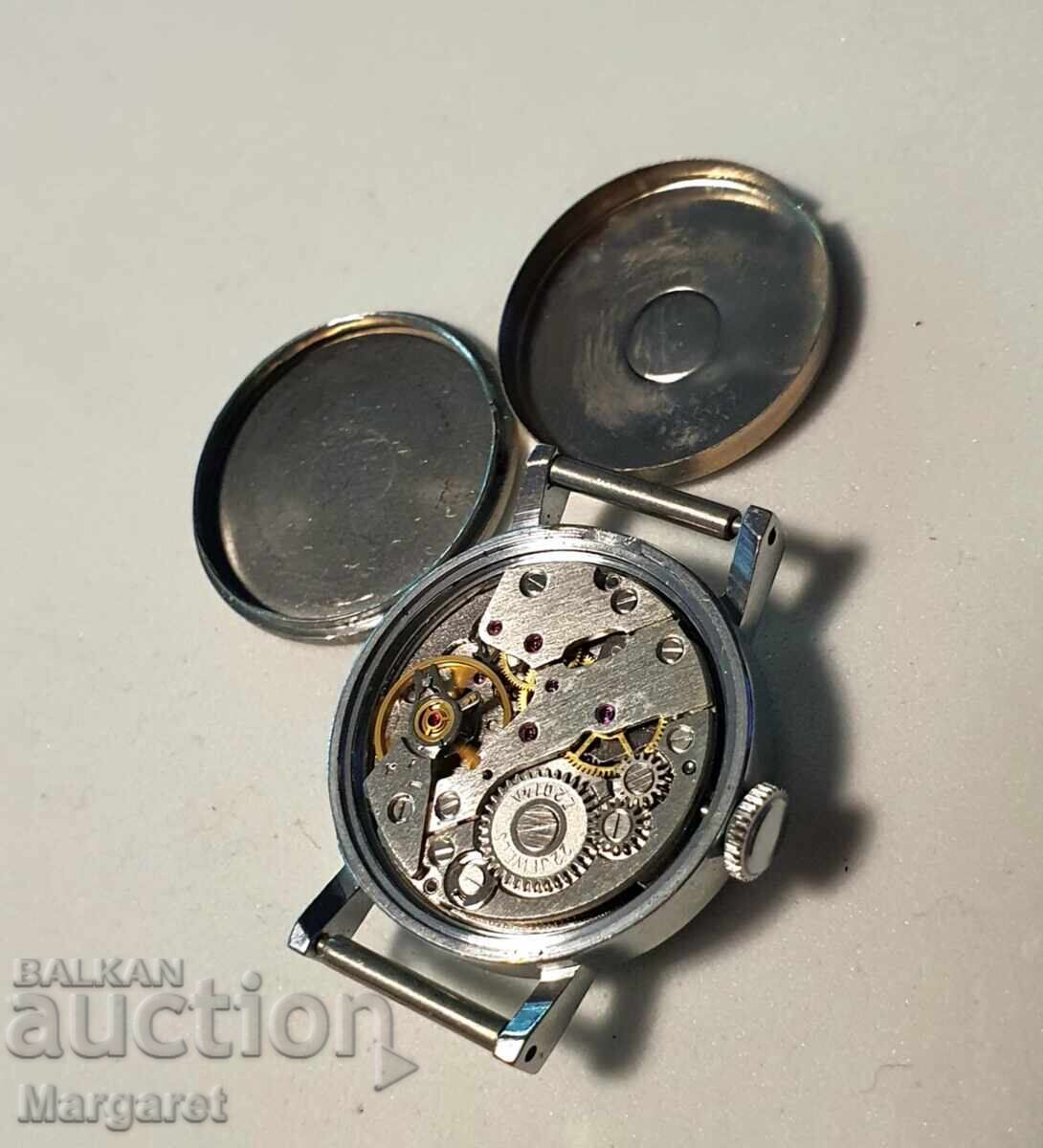 Ceas de damă ZARJA 3 Bucăți cu preț € 20.00 | 39.12 BGN Ceas de damă ZARJA 3 Bucăți cu preț € 20.00 | 39.12 BGN