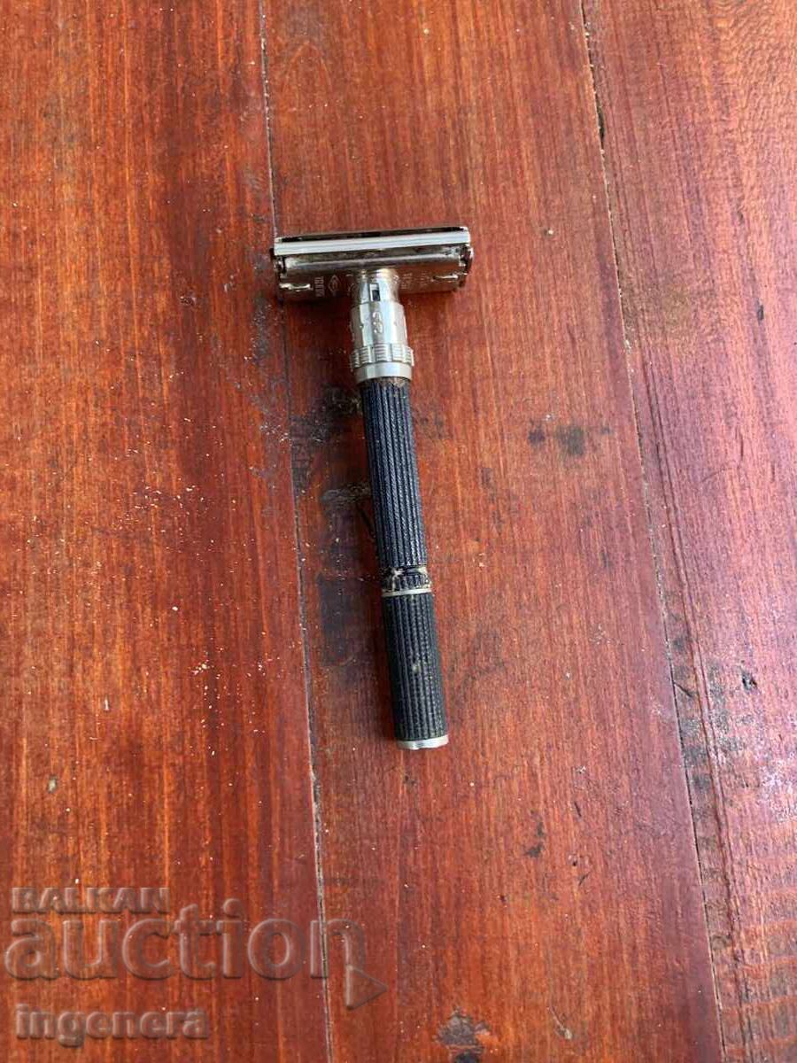 СТАРА МЕТАЛНА МАРКОВА САМОБРЪСНАЧКА-GILLETTE-USA - 7
