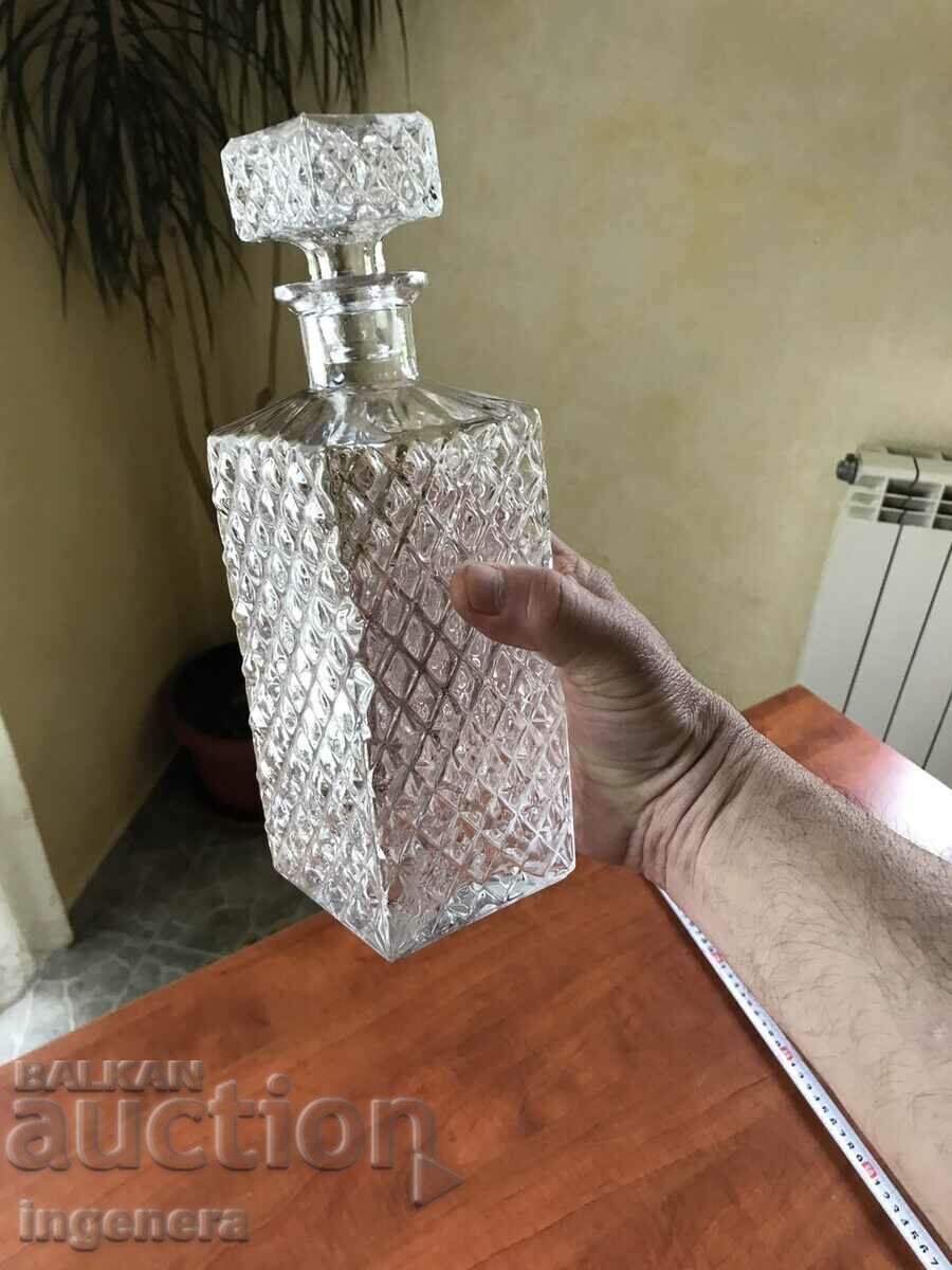 ГАРАФА ДЕБЕЛО РЕЛЕФНО СТЪКЛО ШИШЕ ЗА РАКИЯ с цена € 9.20 | 17.99 лв.