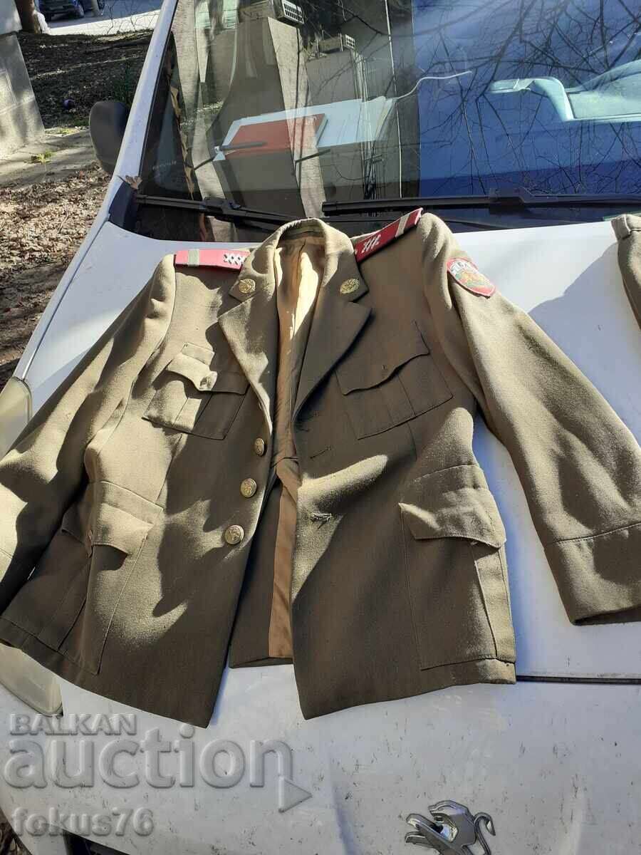 Стара военна униформа куртка панталон вратовръзка с цена € 55.00 | 107.57 лв.