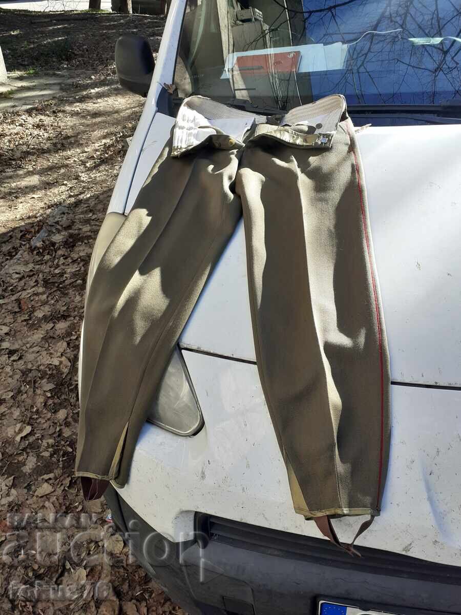 Панталон клин стара военна униформа