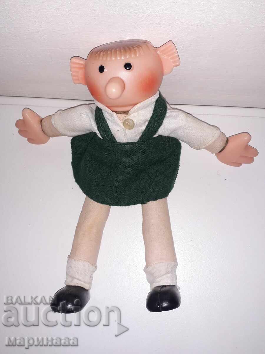 КУКЛА ОТ ''ТРИМАТА ГЛУПАЦИ''. НРБ с цена € 10.00 | 19.56 лв.