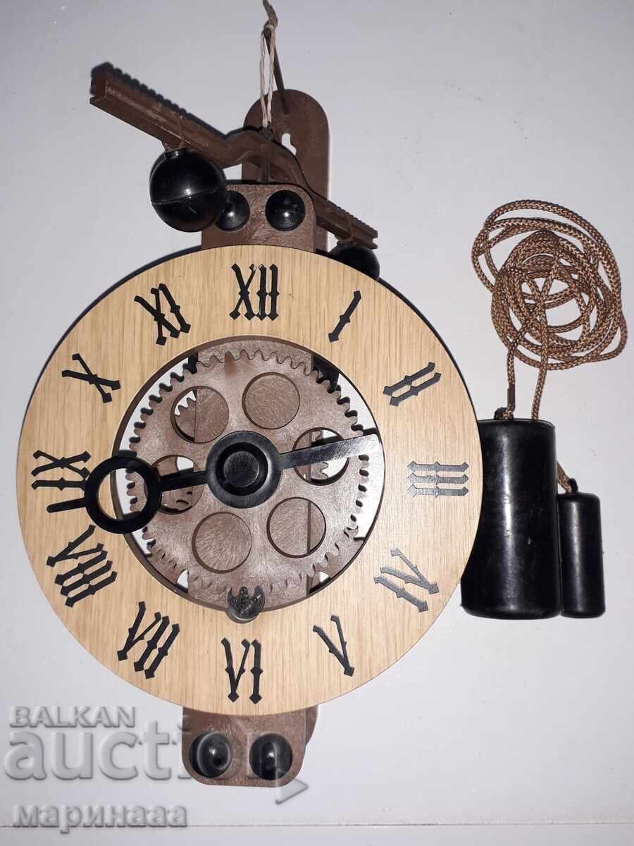 CEAS DE PERETE VECHI MECANIC CU GREUTĂȚI. GERMANIA CEAS DE PERETE VECHI MECANIC CU GREUTĂȚI. GERMANIA