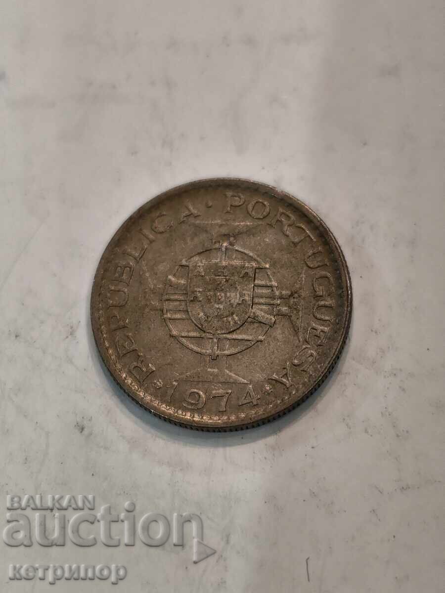 2,5 ескудо Ангола 1974 г. с цена € 5.00 | 9.78 лв.