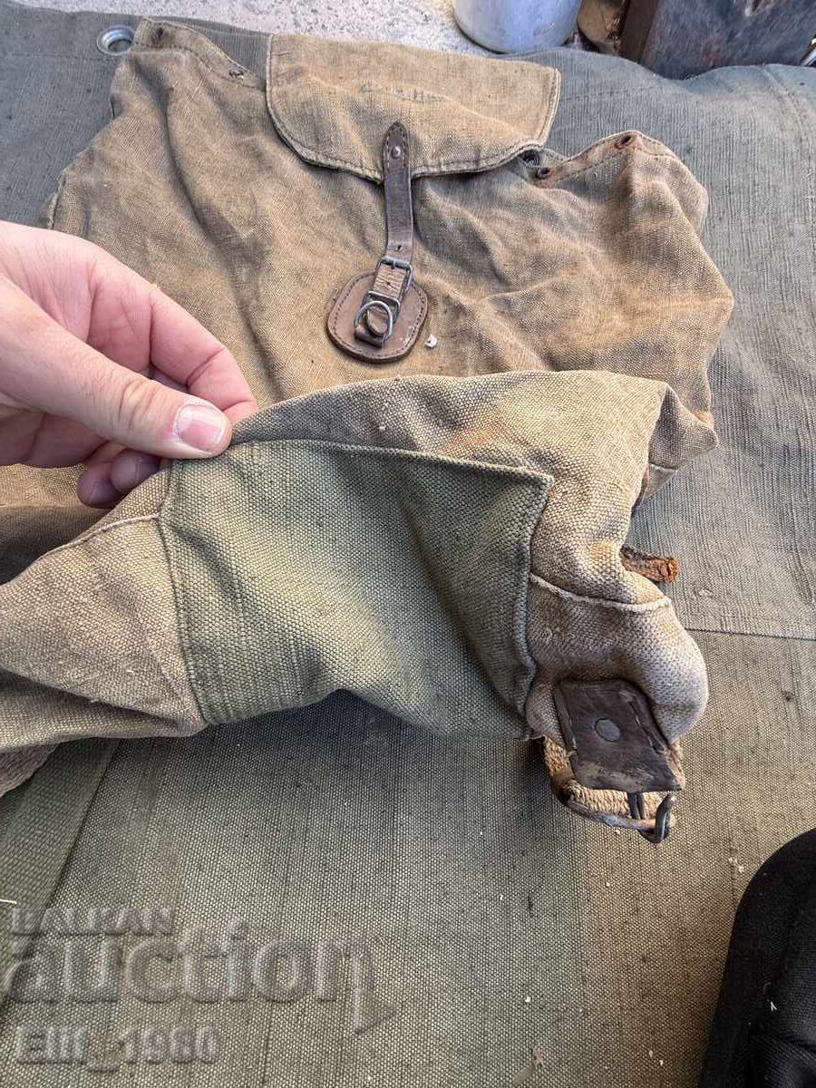 Rucsac militar WW2 cu preț € 25.00 | 48.90 BGN Rucsac militar WW2 cu preț € 25.00 | 48.90 BGN