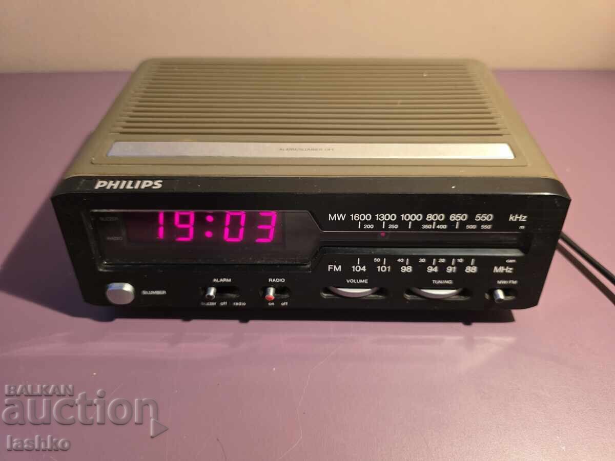 Винтич Радио часовник PHILIPS Винтич Радио часовник PHILIPS