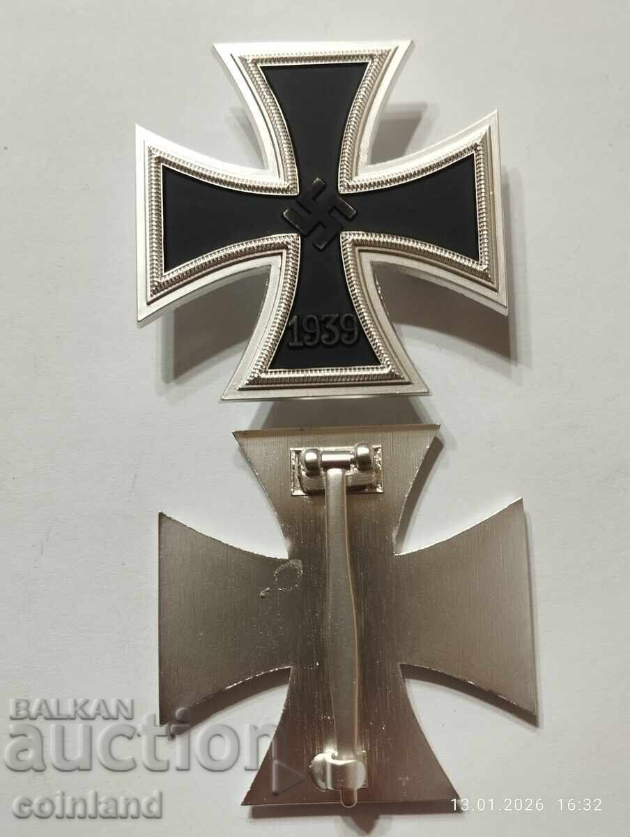 Medalie germană nazistă, semn REPRODUCERE cu preț € 15.00 | 29.34 BGN Medalie germană nazistă, semn REPRODUCERE cu preț € 15.00 | 29.34 BGN