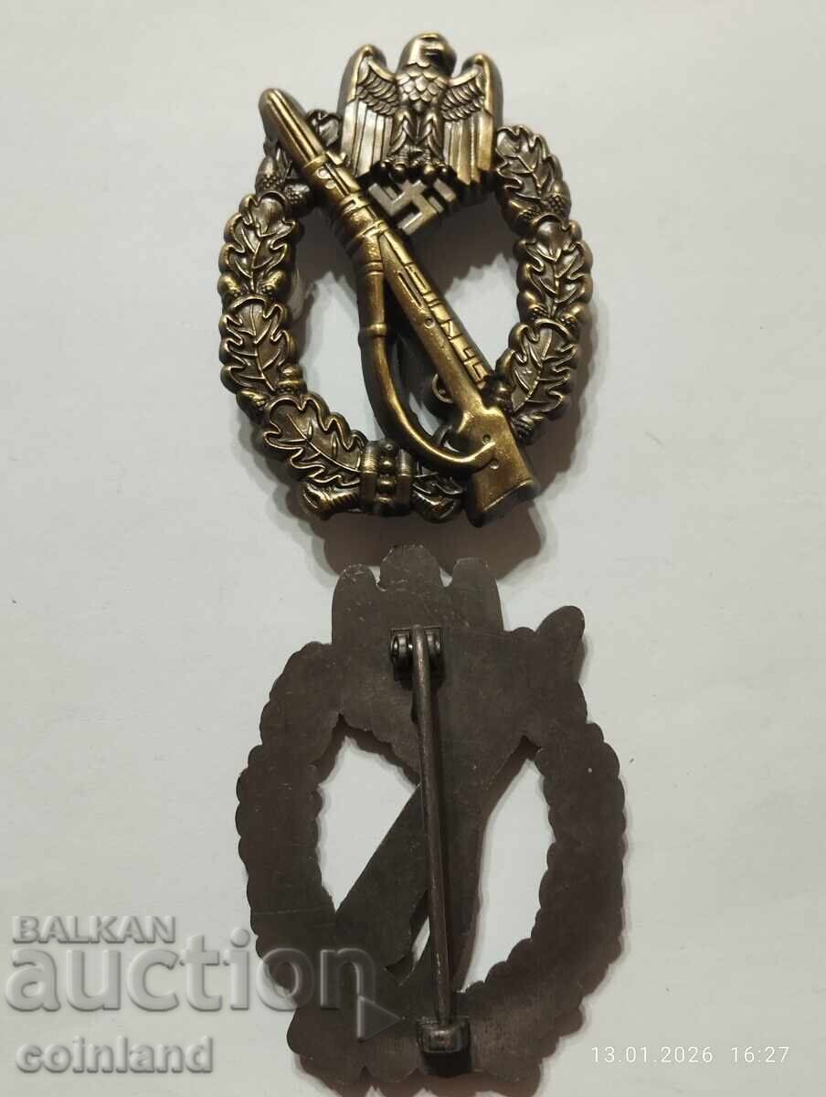 Medalie germană nazistă, semn REPRODUCERE cu preț € 15.00 | 29.34 BGN