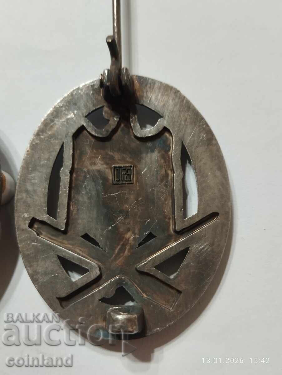 Аукцион Германски Нацистки  медал, знак    РЕПРОДУКЦИЯ