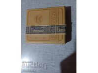 Χρυσή Άρντα 1946 ανοιγμένη