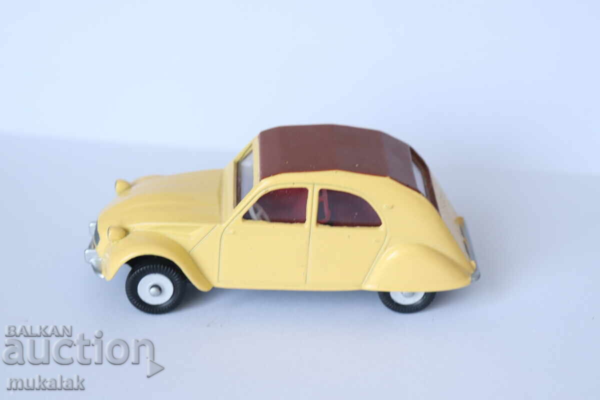 DINKY TOYS CITROEN 2 CV MAȘINĂ MODEL cu preț € 15.00 | 29.34 BGN
