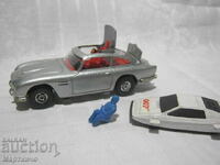 2 играчки колички Corgi james bond 007 Aston Martin lotus