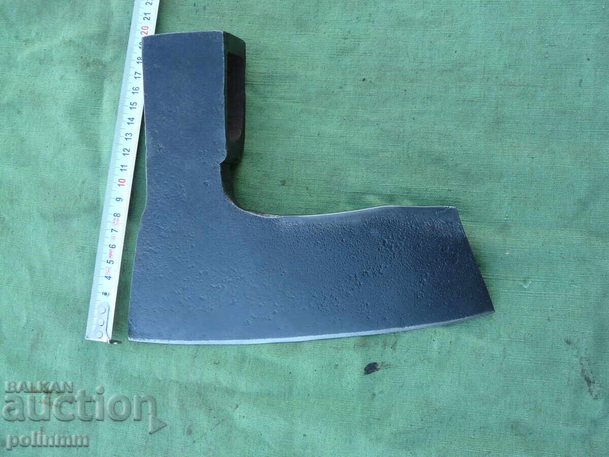 Австроунгарска брадва кривица   -  597 с цена € 80.00 | 156.47 лв.