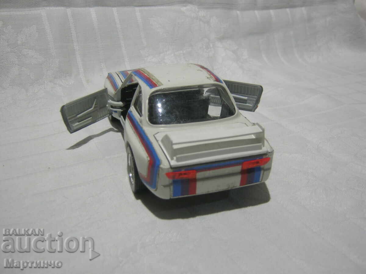 Livrarea Jucărie veche model mașină BMW 3:0 cs 1/24 Burago