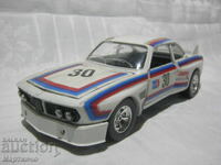Jucărie veche model mașină BMW 3:0 cs 1/24 Burago