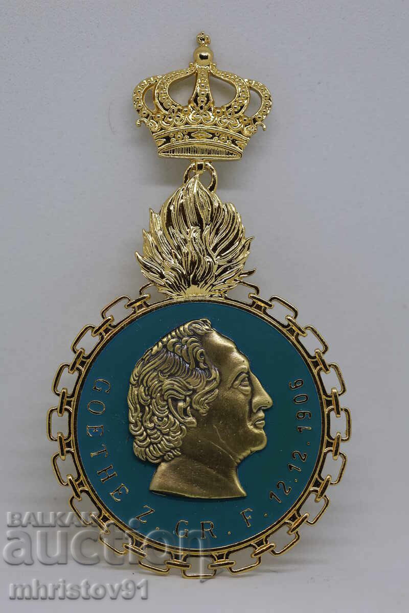 DECORATIVE MEDAL WITH THE IMAGE OF GOETHE – COLLECTOR'S ITEM DECORATIVE MEDAL WITH THE IMAGE OF GOETHE – COLLECTOR'S ITEM