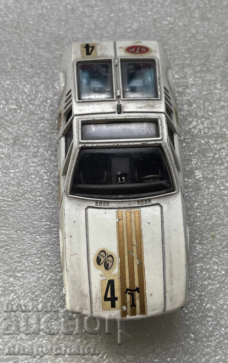 CORGI Marea Britanie De Tomaso Mangusta cu preț € 100.00 | 195.58 BGN