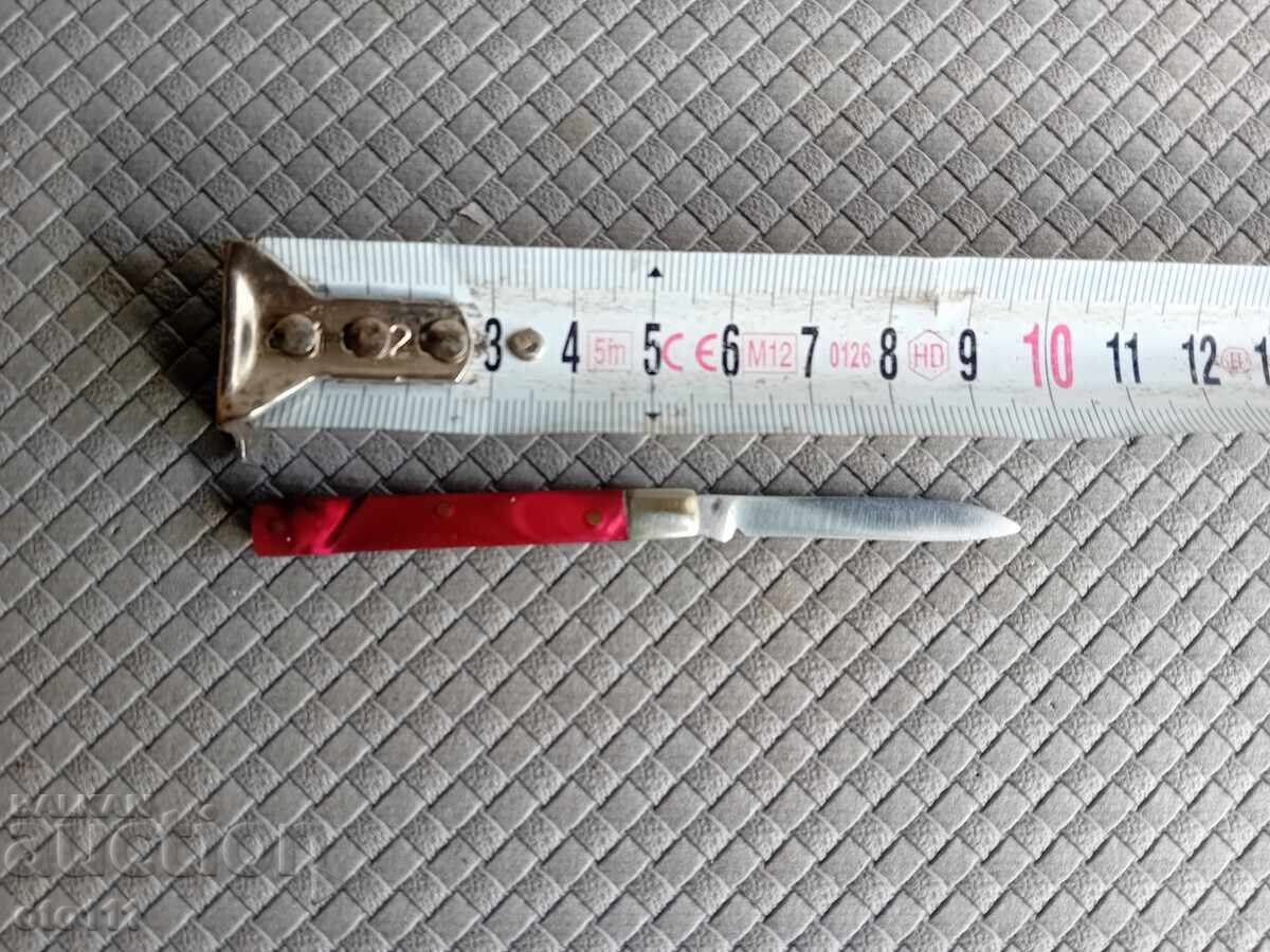 MINI CUȚIT VECHI, CUȚIT, PICIOARE MINI CUȚIT VECHI, CUȚIT, PICIOARE