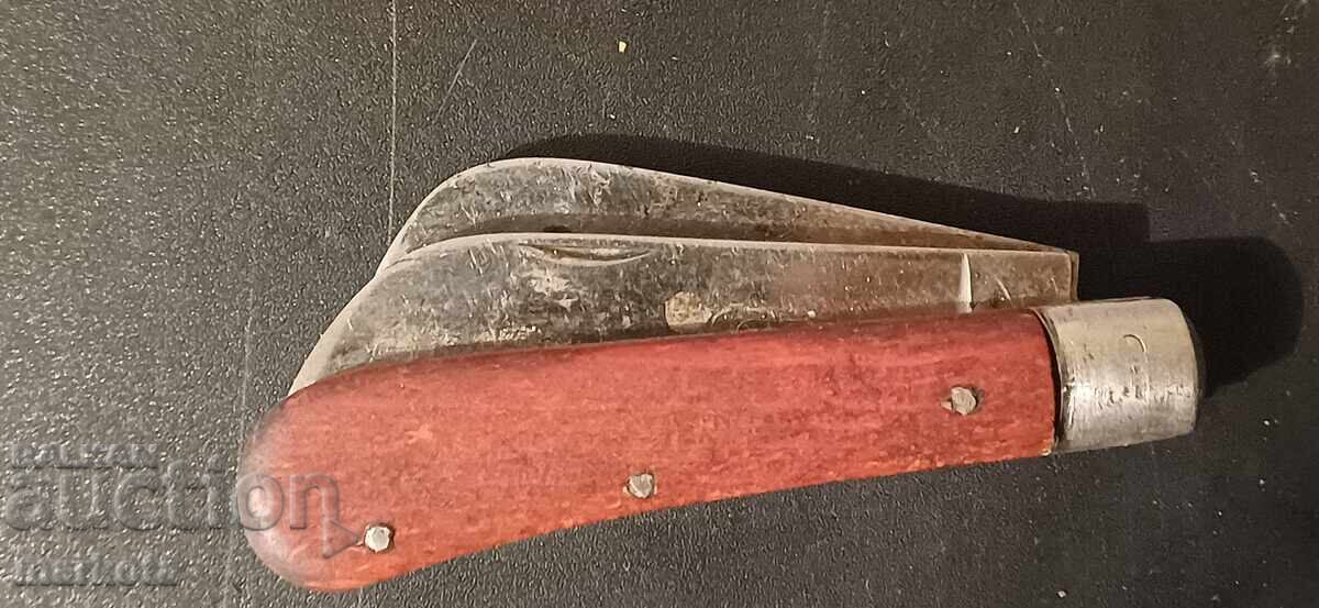 Vechi cuțit de buzunar francez pentru ciuperci Vechi cuțit de buzunar francez pentru ciuperci