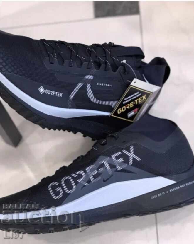 Nike Pegasus Trail 4 GORE-TEX waterproof with price € 143.16 | 280.00 BGN