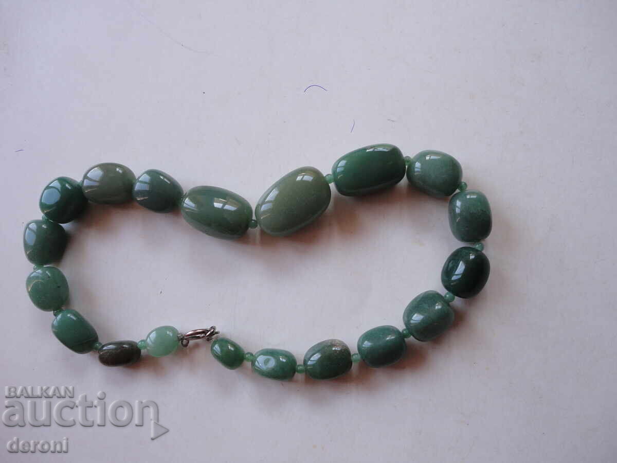 Colier superb cu pietre naturale verzi 26 - 5 Colier superb cu pietre naturale verzi 26 - 5