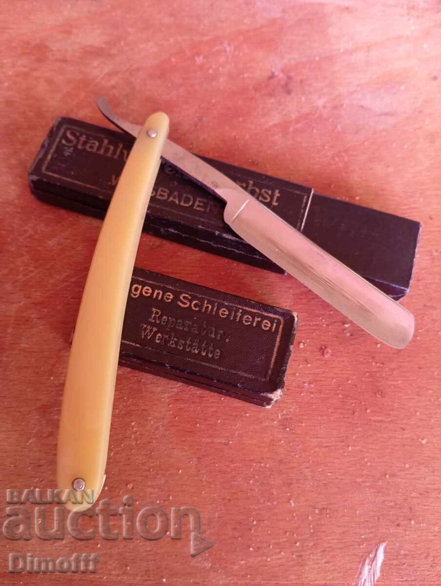 Razor perfect for a collection - 5