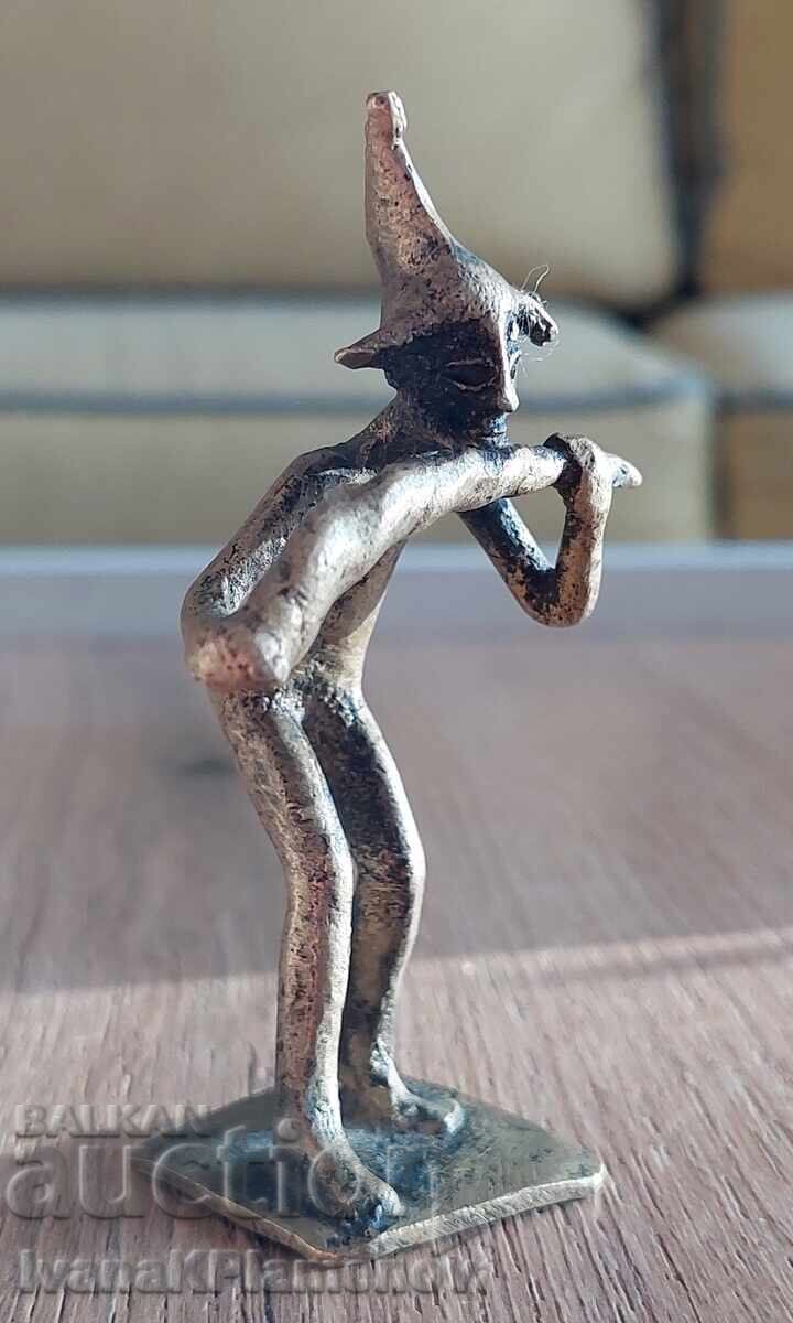 Auction  Bronze figurine for collectors