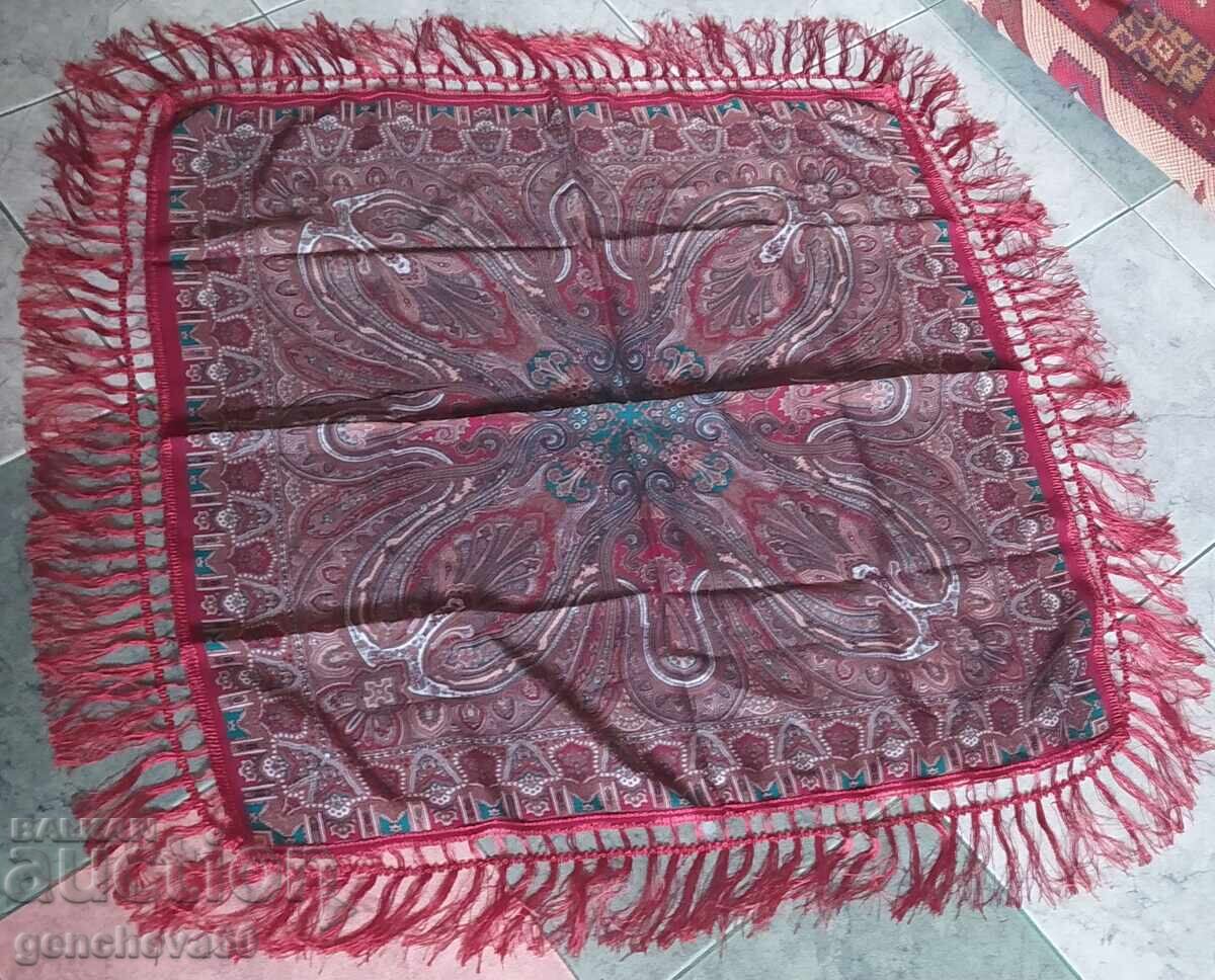 Livrarea Eșarfă de lână cu franjuri 90cm