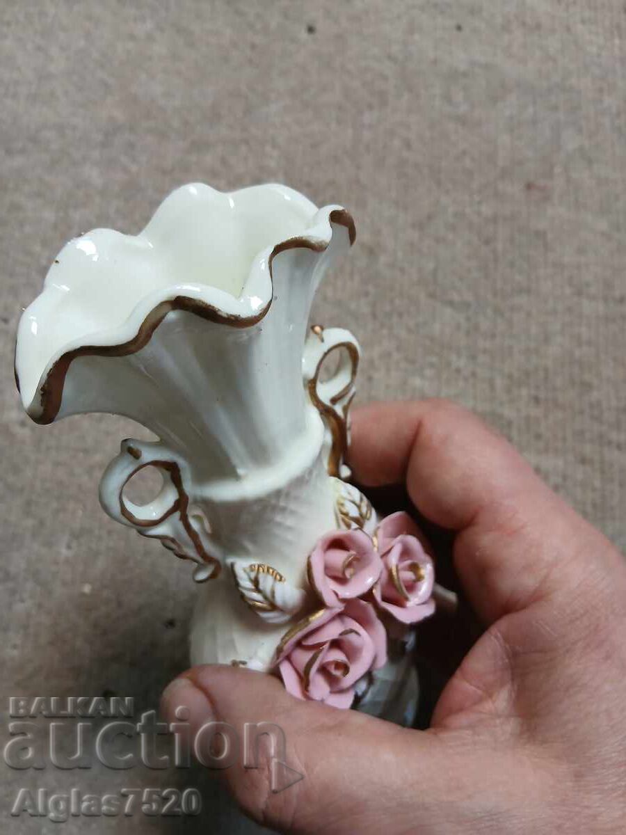 Δημοπρασία Μικρό κεραμικό βάζο Δημοπρασία Μικρό κεραμικό βάζο