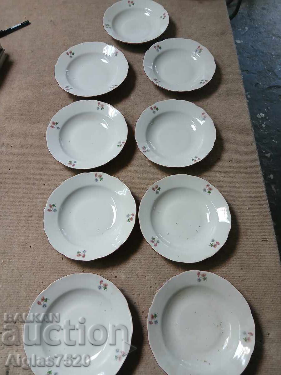 9 πιάτα - Βουλγαρική πορσελάνη 9 πιάτα - Βουλγαρική πορσελάνη