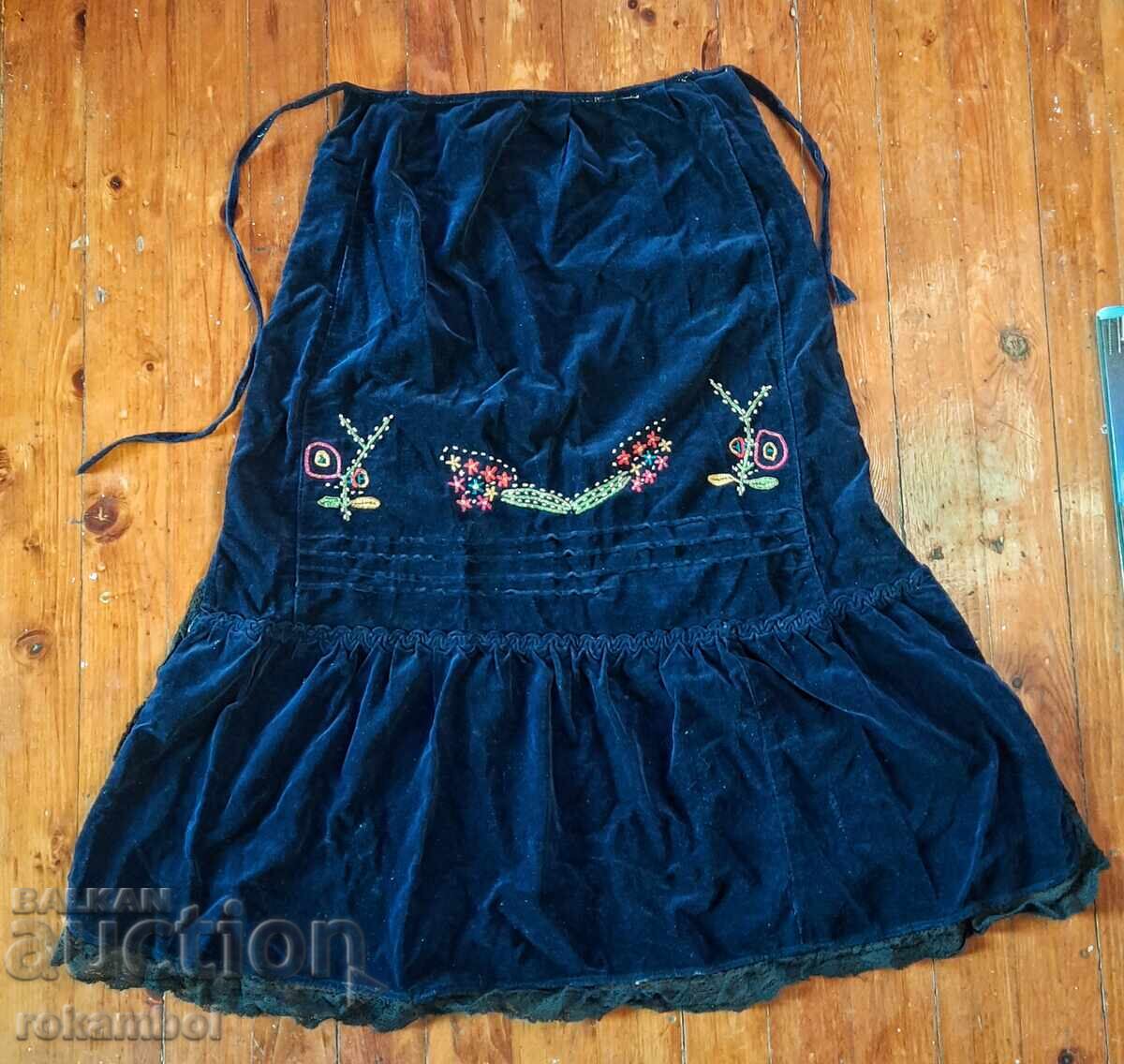 Παλιά βελούδινη ποδιά από τη Νότια Δοβρουτσά, χωριό Καρά Ντερλάρ - 5