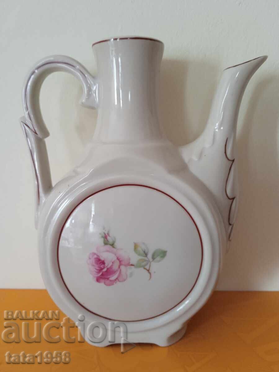 Cană Kitka Porțelan Vechi Bulgar Star cu preț € 17.00 | 33.25 BGN