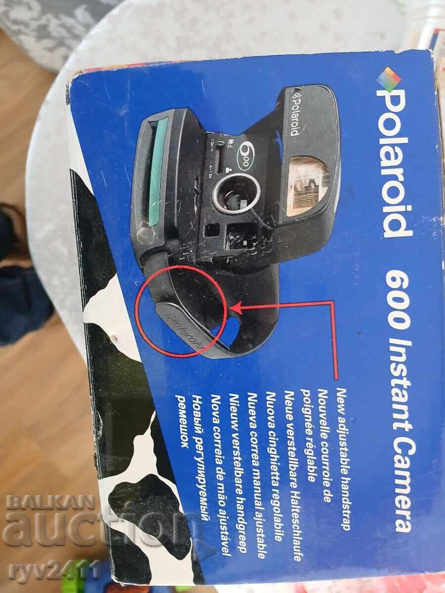 Παλιό φωτογραφική μηχανή στιγμιαίων Polaroid 600