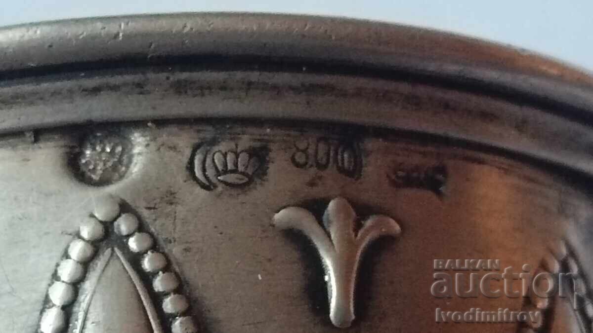 Сребърна чаша проба 800/1000 с маркировки 24 грама с цена € 78.78 | 154.08 лв. Сребърна чаша проба 800/1000 с маркировки 24 грама с цена € 78.78 | 154.08 лв.