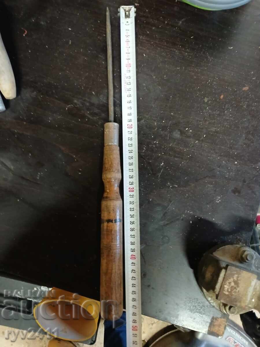 Unelte de tâmplărie vintage șurubelnițe și dalte cu preț € 22.20 | 43.42 BGN