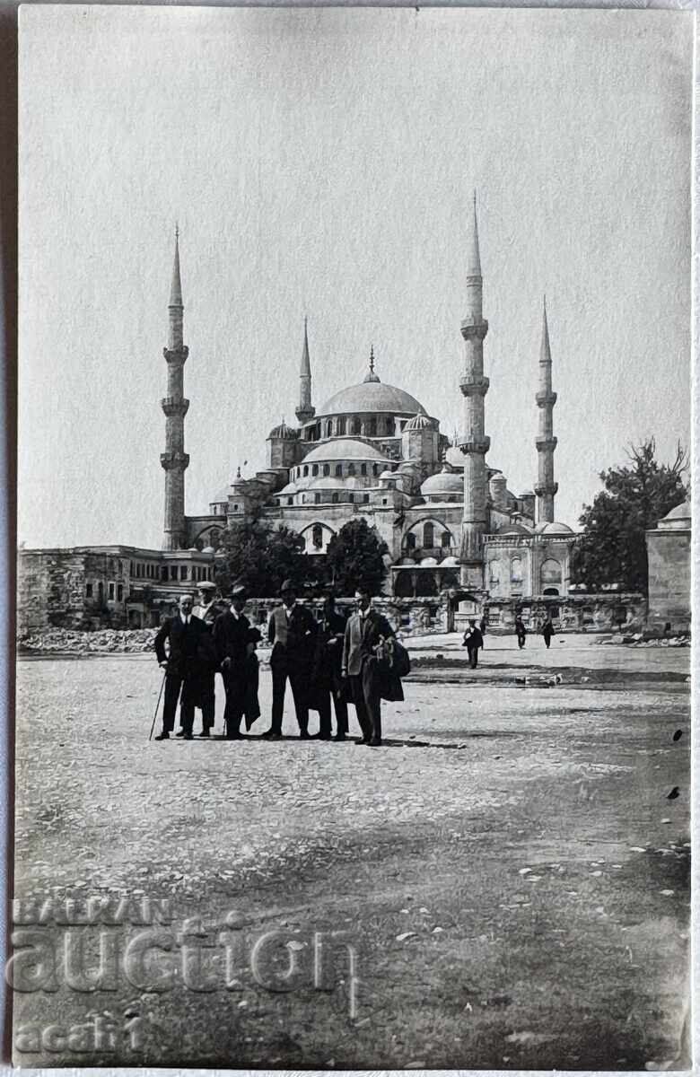 Κωνσταντινούπολη Βούλγαροι μπροστά στο Μπλε Τζαμί