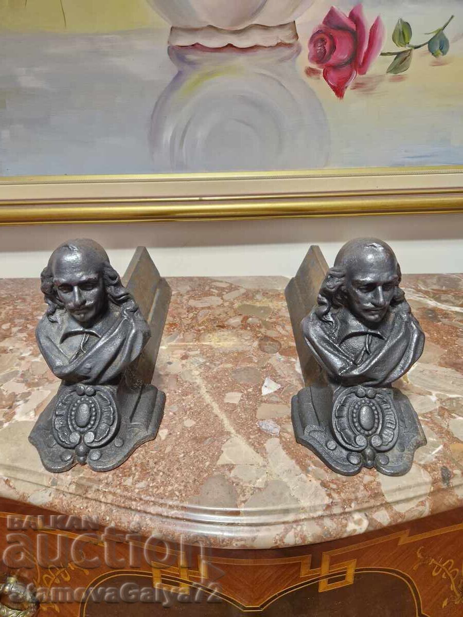 Licitație Suporturi de șemineu din fontă franceză antică unice