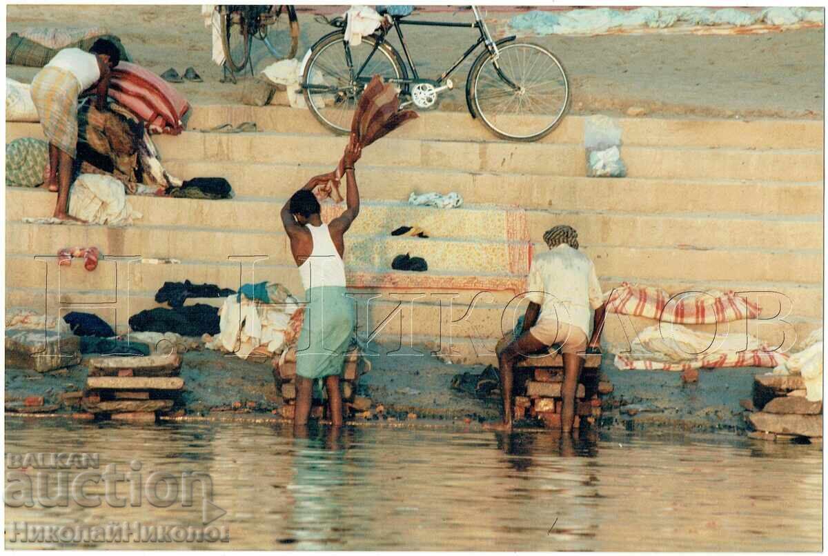 1995 FOTOGRAFIE ARTISTICĂ MARE INDIA RÂUL GANGE PRAN E836