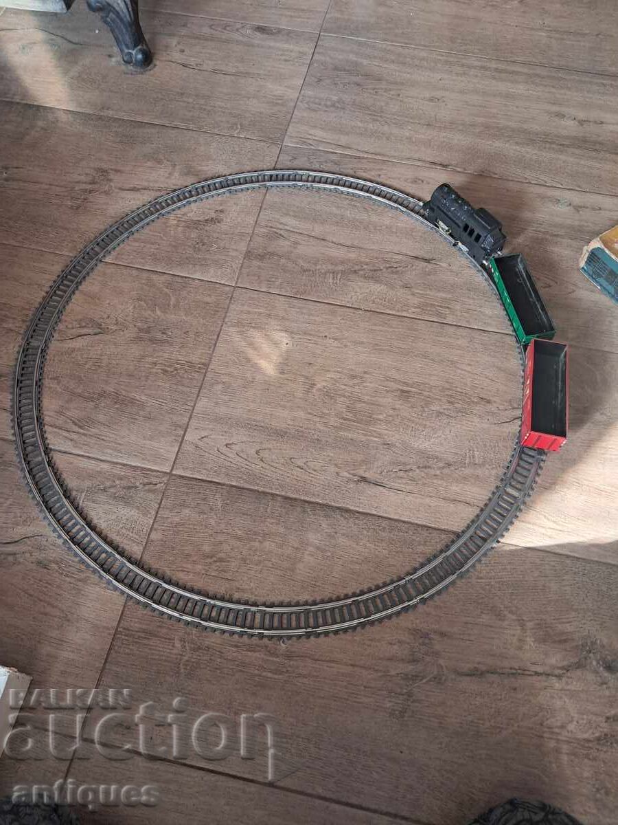 Δημοπρασία Παλιό γερμανικό τρένο με ράγες