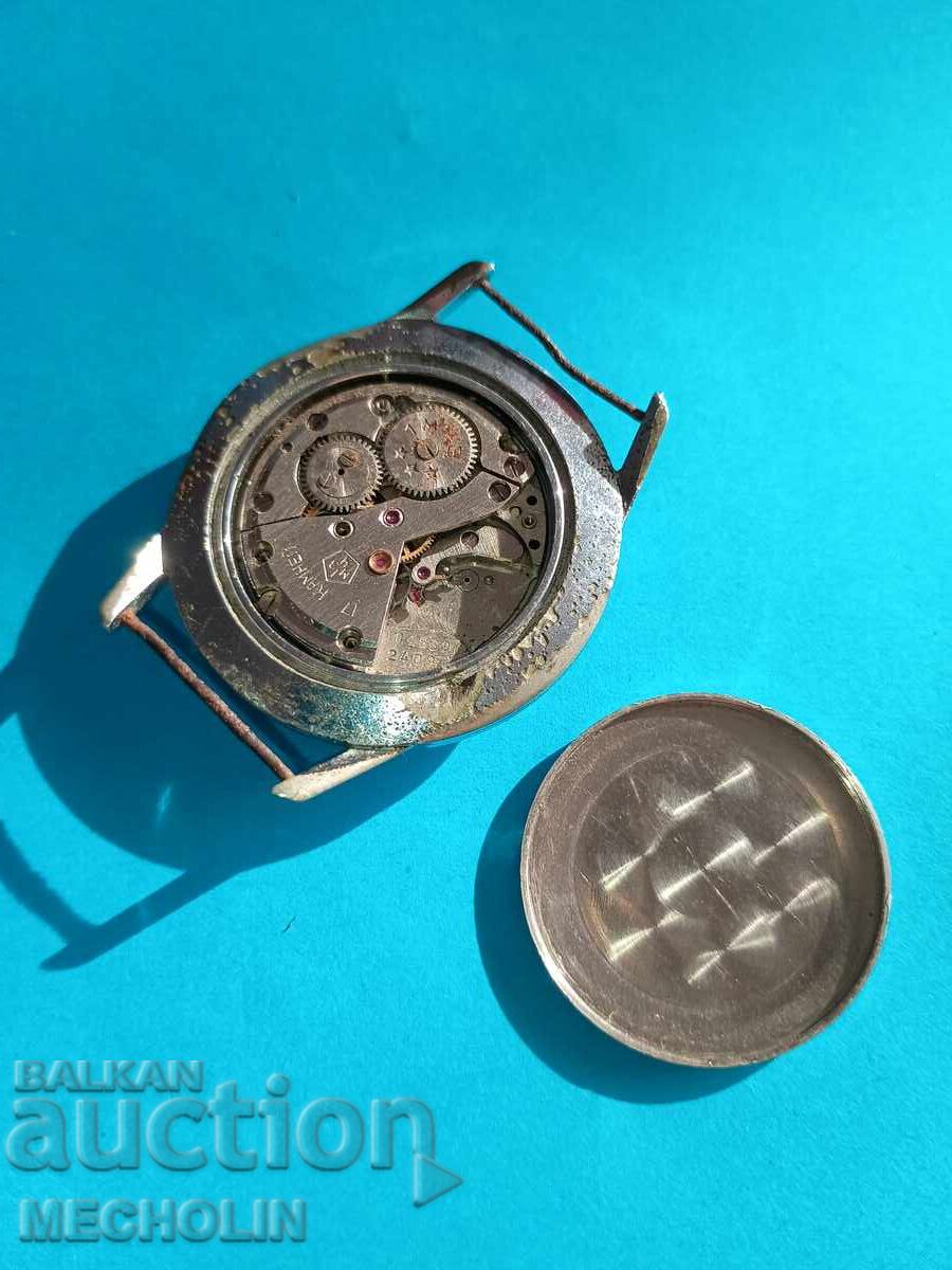 Licitație Ceas RUSESC de COLECȚIE de zbor Licitație Ceas RUSESC de COLECȚIE de zbor