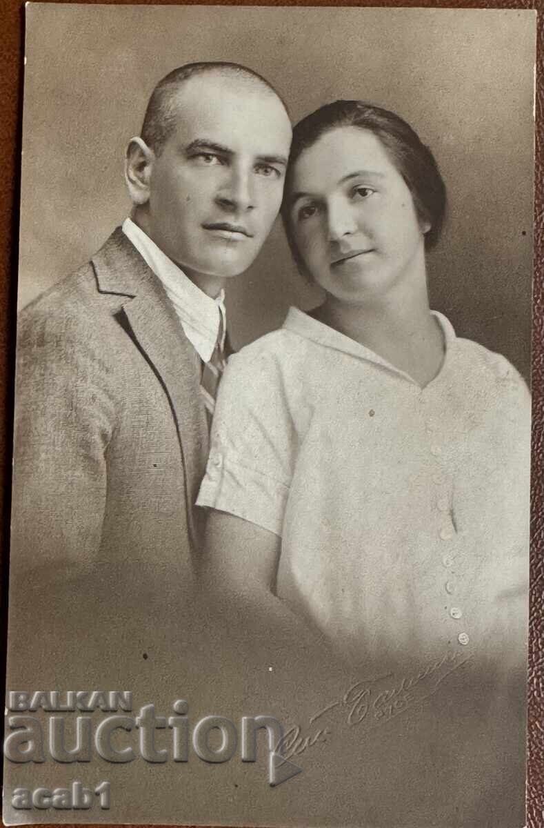 Ruse Man and Woman
