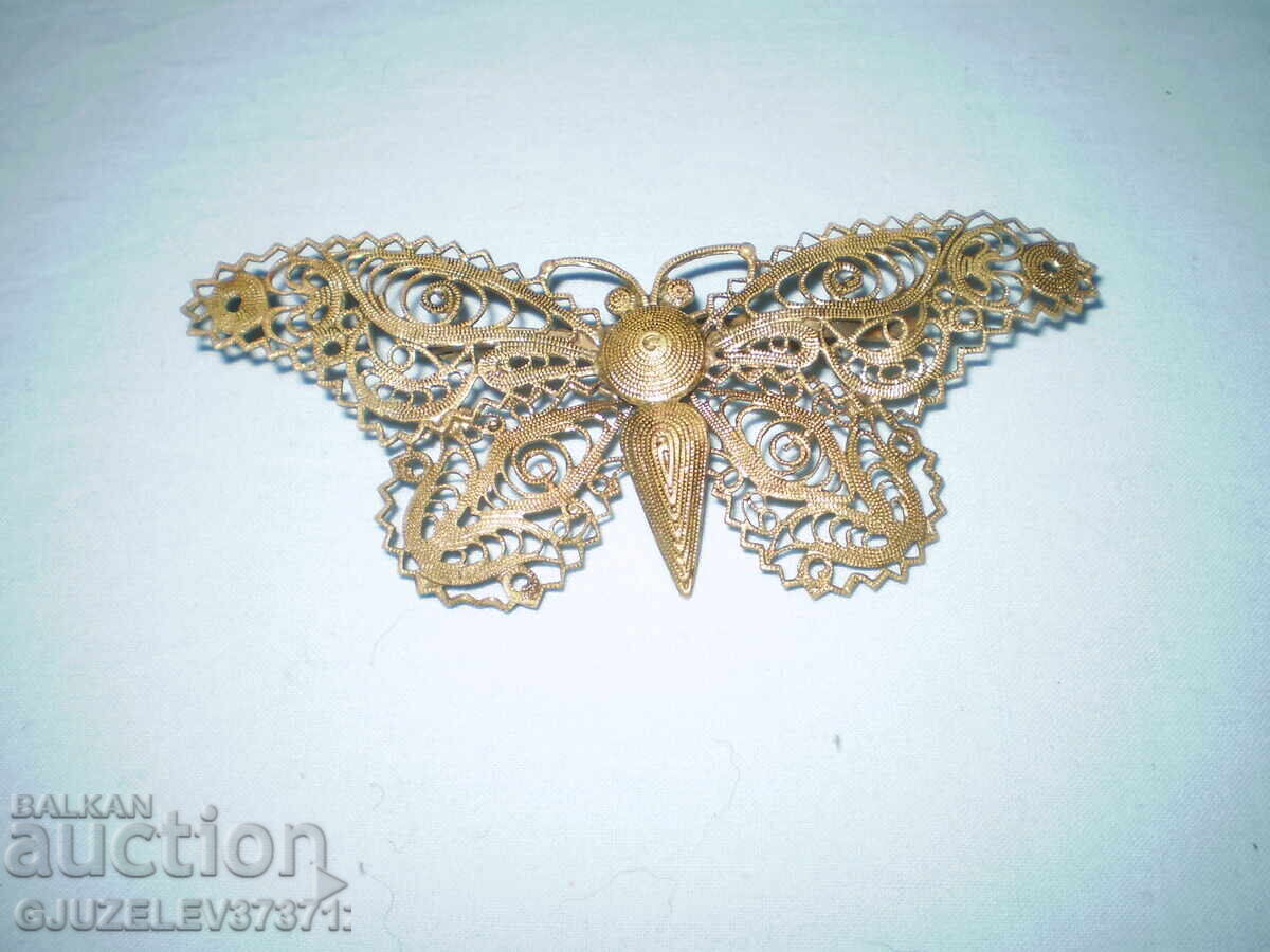 Broșă vintage cu fluture din anii '20 cu preț € 45.00 | 88.01 BGN Broșă vintage cu fluture din anii '20 cu preț € 45.00 | 88.01 BGN