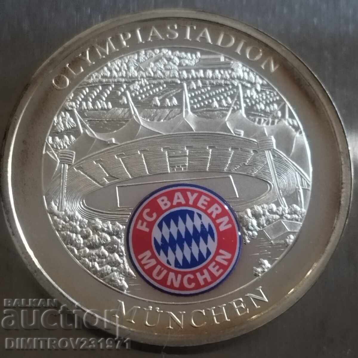 $1, Liberia, 2002. Subject: Bayern Munich