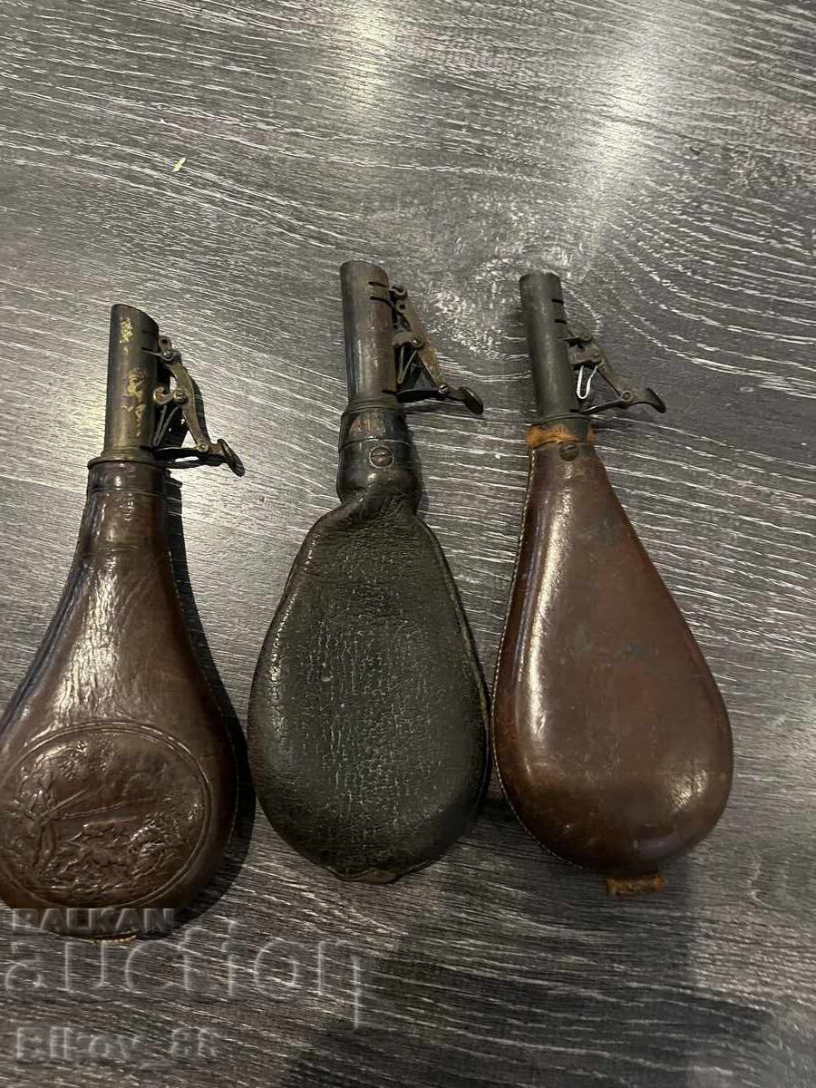 Leather gunpowder with price € 65.00 | 127.13 BGN Leather gunpowder with price € 65.00 | 127.13 BGN