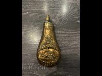 Μια πυριτιδαποθήκη