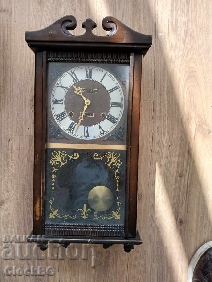 PRESIDENT Mechanical Wall Clock – 31 Day